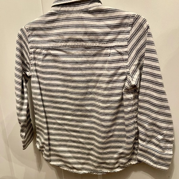 Children’s Place boys button up striped shirt 2T - Picture 4 of 5
